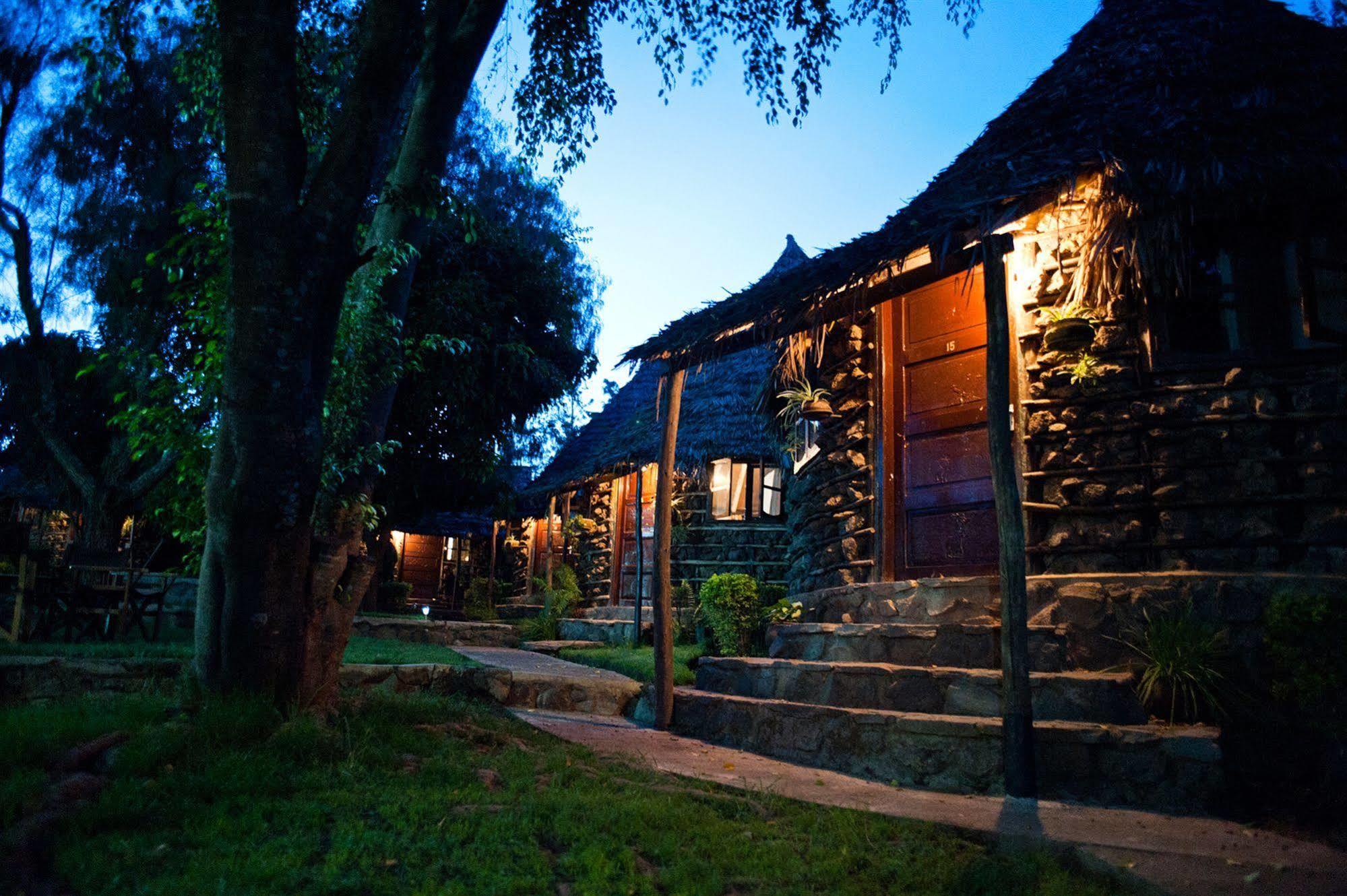 أروشا L Oasis Lodge And Restaurant المظهر الخارجي الصورة